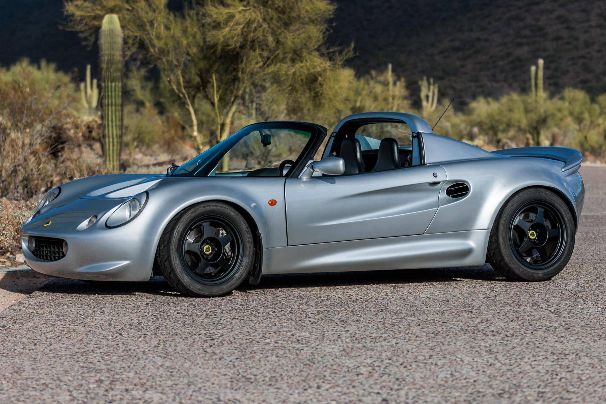 3/4 view of a 1999 Lotus Elise 111 S