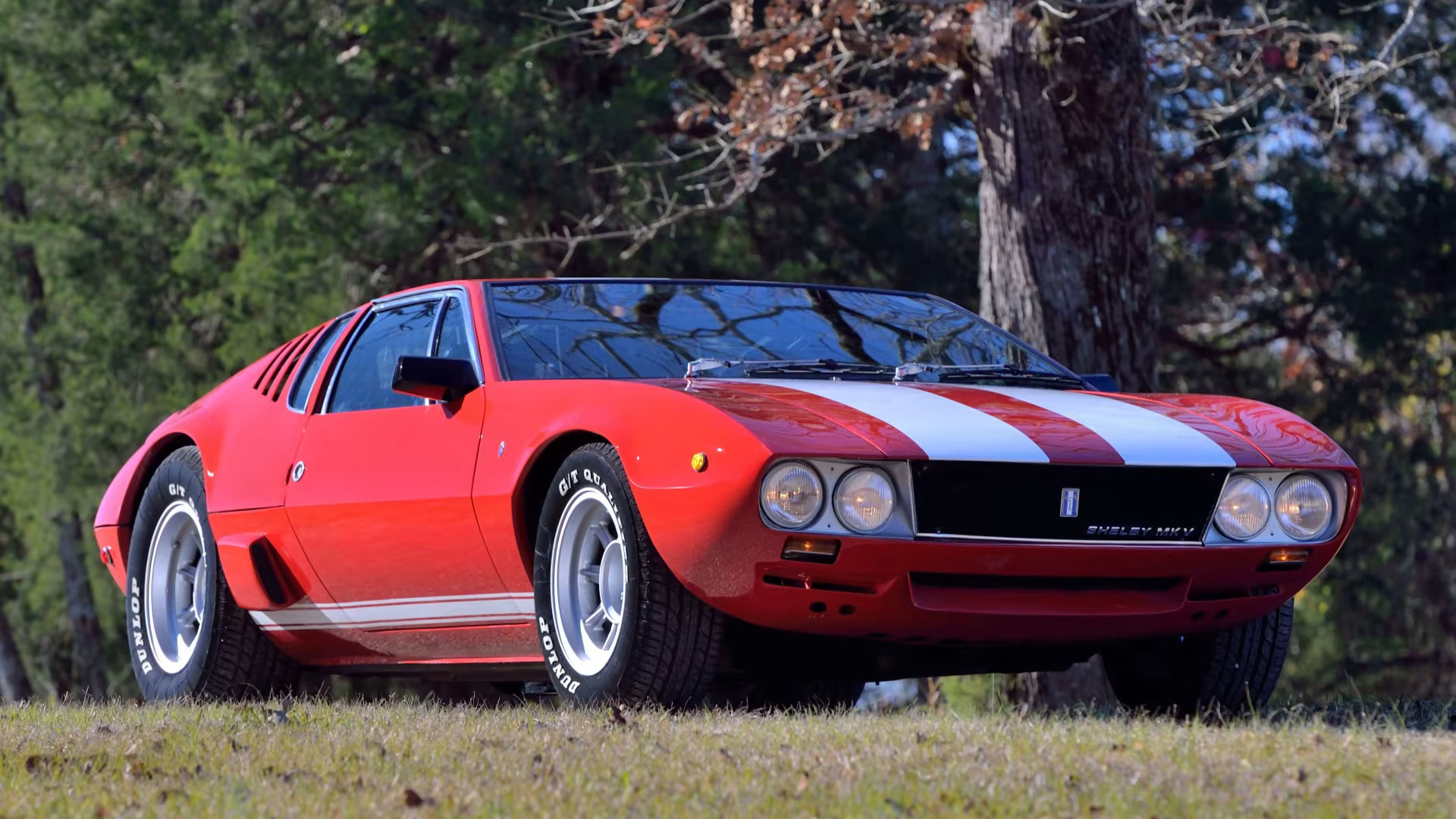 3/4 front view of a Shelby MkV DeTomaso-Mangusta