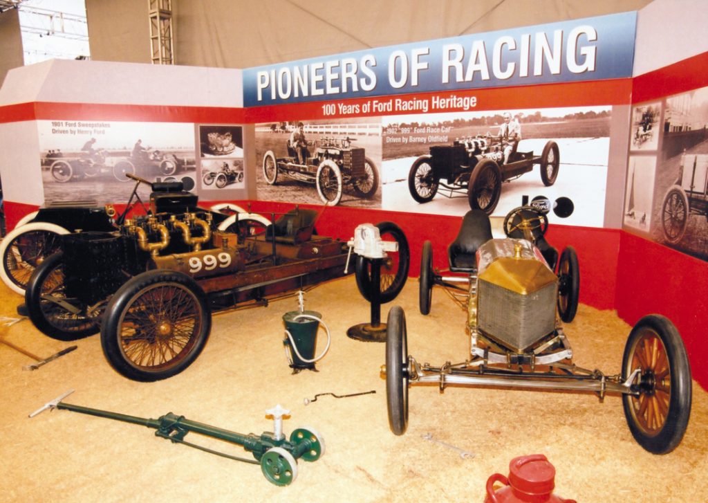 Monterey Historic Automobile Races (2003) - Ford Dominates at Monterey