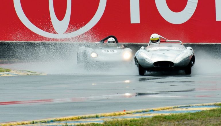 Nostalgic Racing Best Vintage Car Racing Picture of 2011