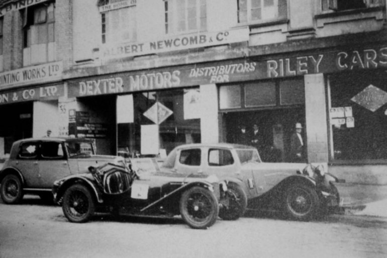 1930 Riley Brooklands - The Globetrotter