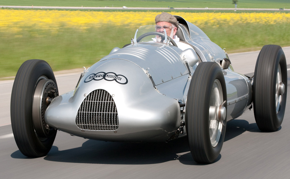 CMC 1/18 Auto Union Type D 1938 – Argent – Collection Diecast