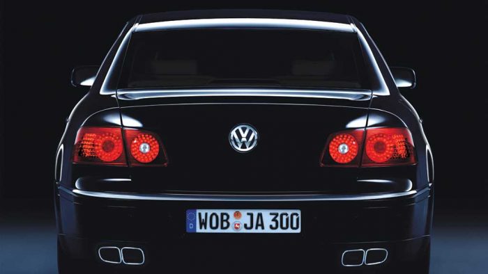 2002_Volkswagen_PhaetonW127-700x394.jpg