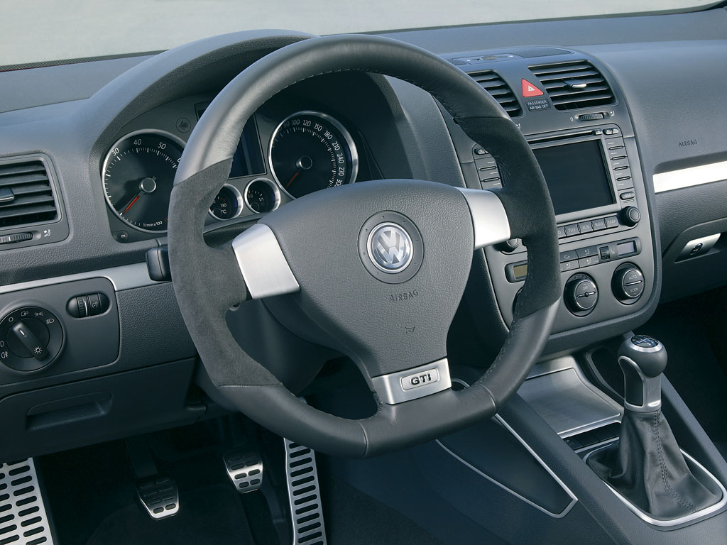 2003 Volkswagen Golf GTI Concept