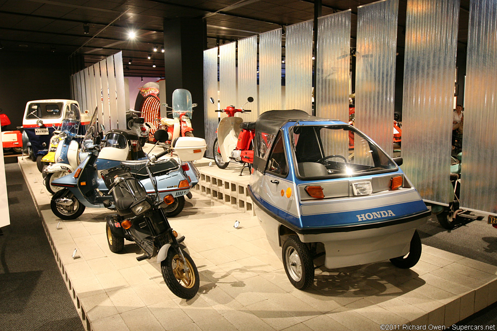 Petersen Automotive Museum