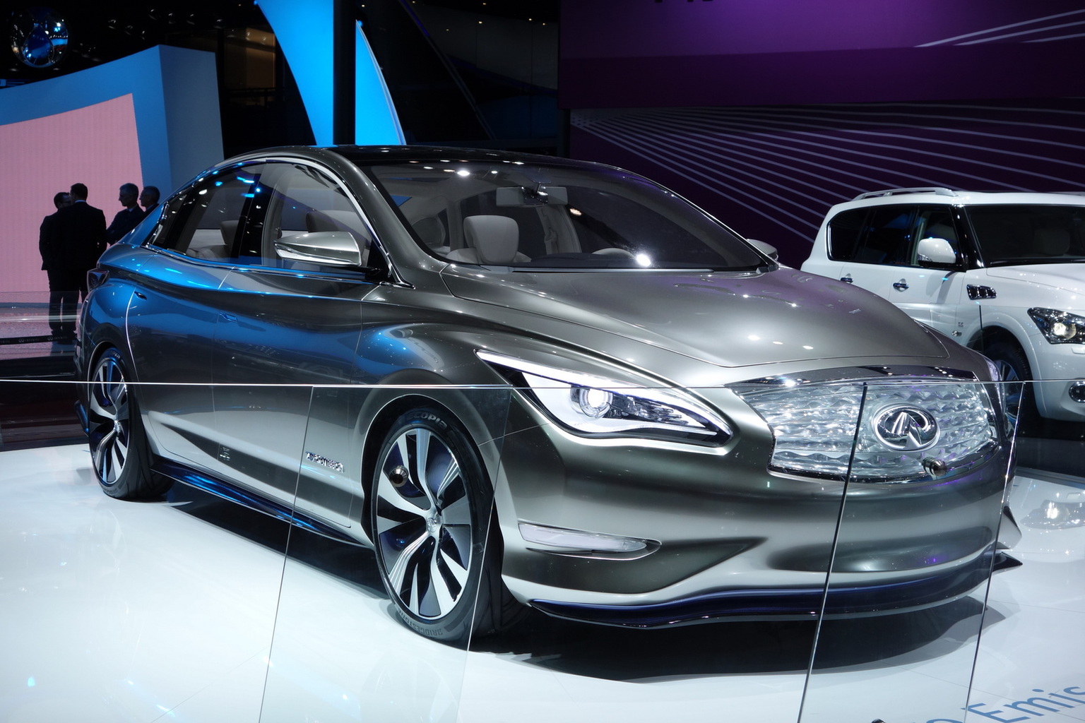 2012 Infiniti LE Concept