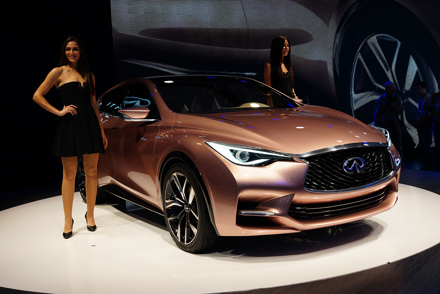 2013 Infiniti Q30 Concept