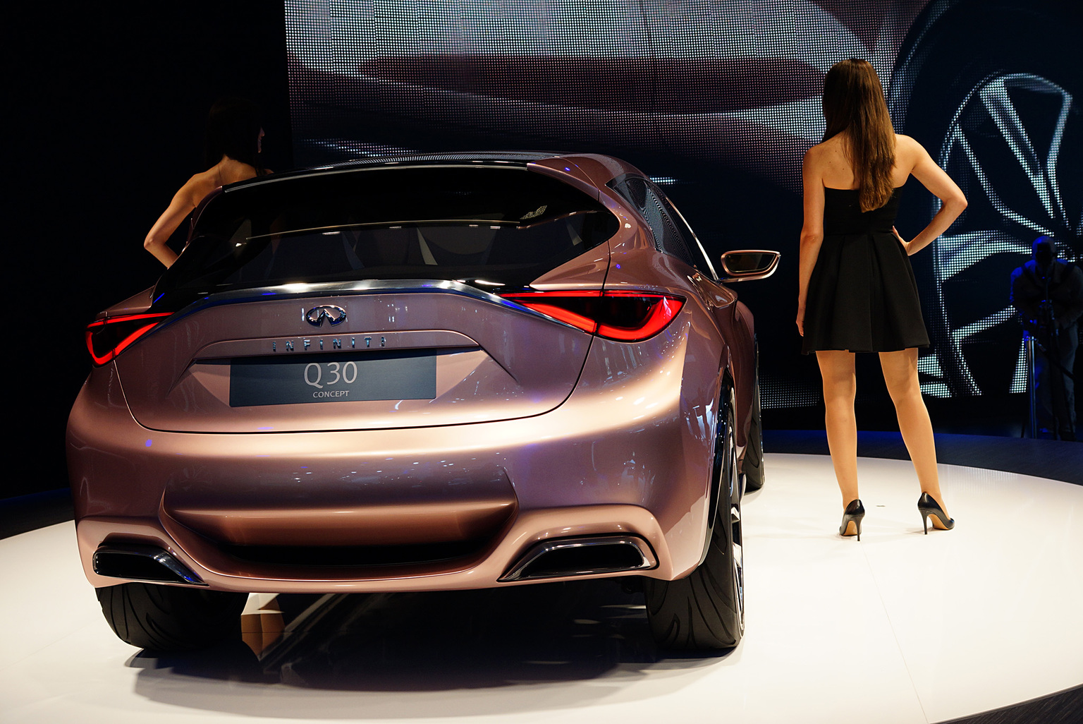 2013 Infiniti Q30 Concept