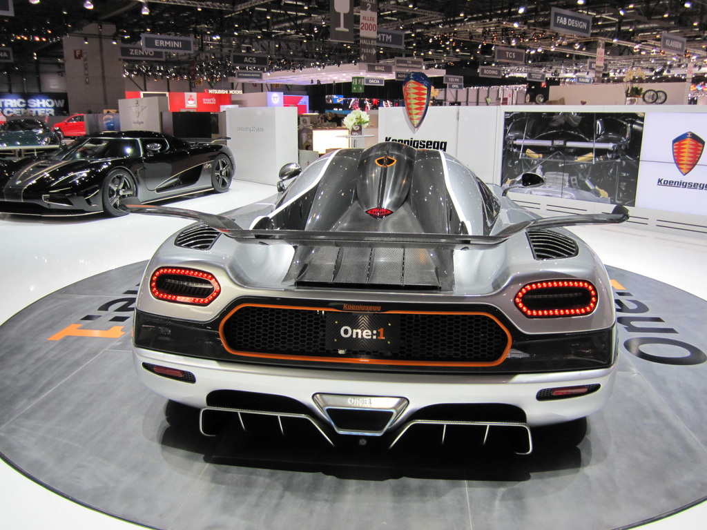 2014 Koenigsegg One:1 Gallery