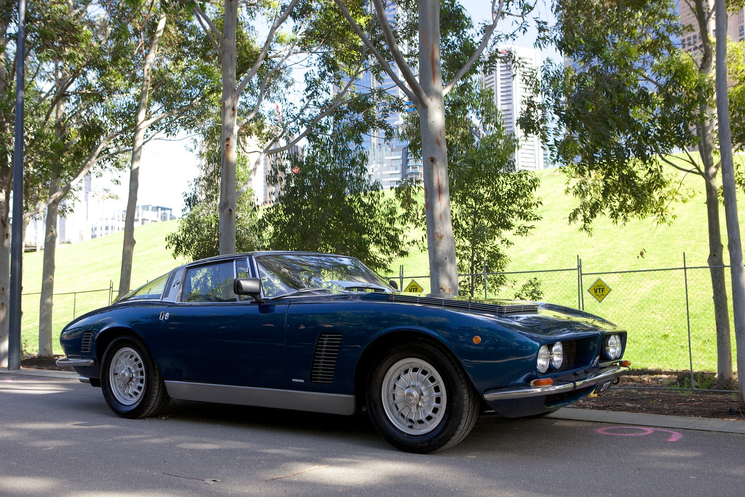 Iso Grifo 7 Litri Gallery