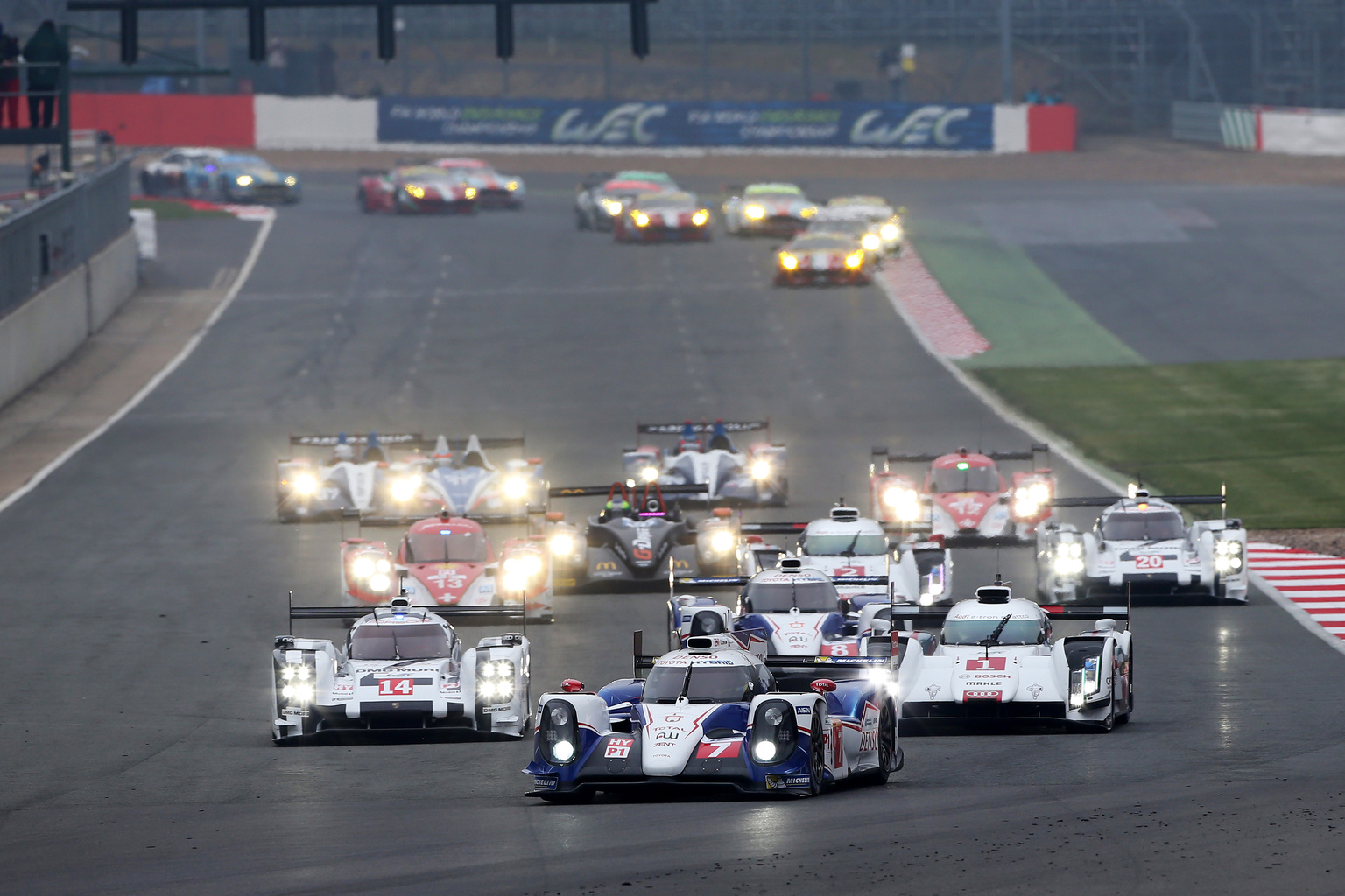 Toyota ts040 Hybrid real Racing 3