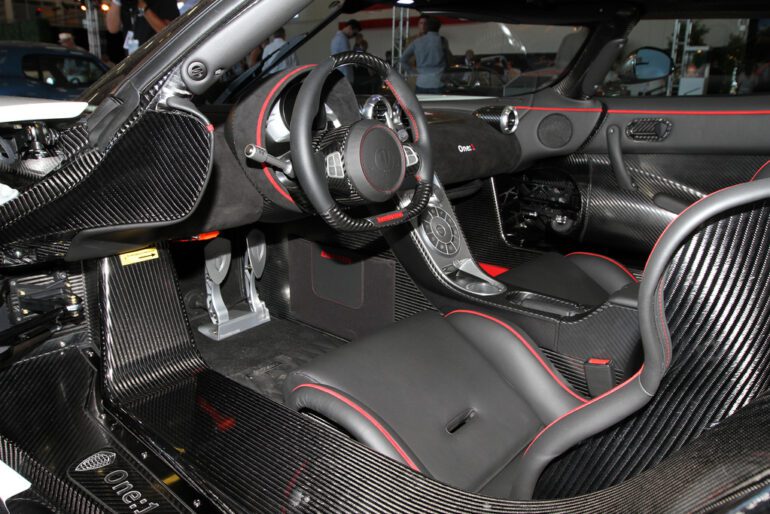 2014 Koenigsegg One:1 Gallery