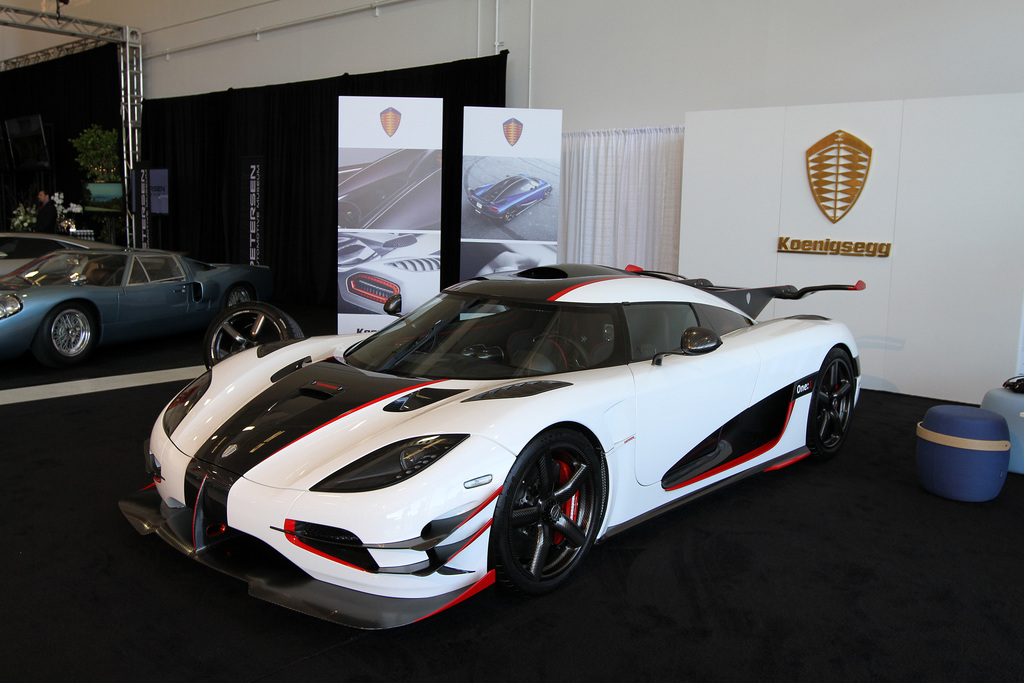 2014 Koenigsegg One:1 Gallery