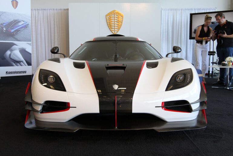 2014 Koenigsegg One:1 Gallery