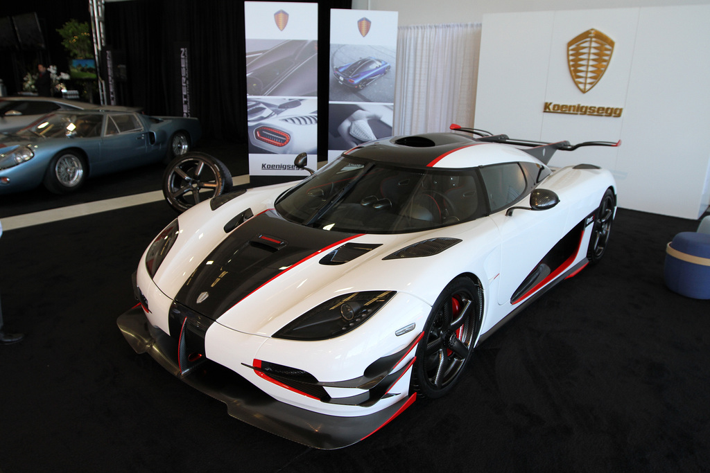 2014 Koenigsegg One:1 Gallery