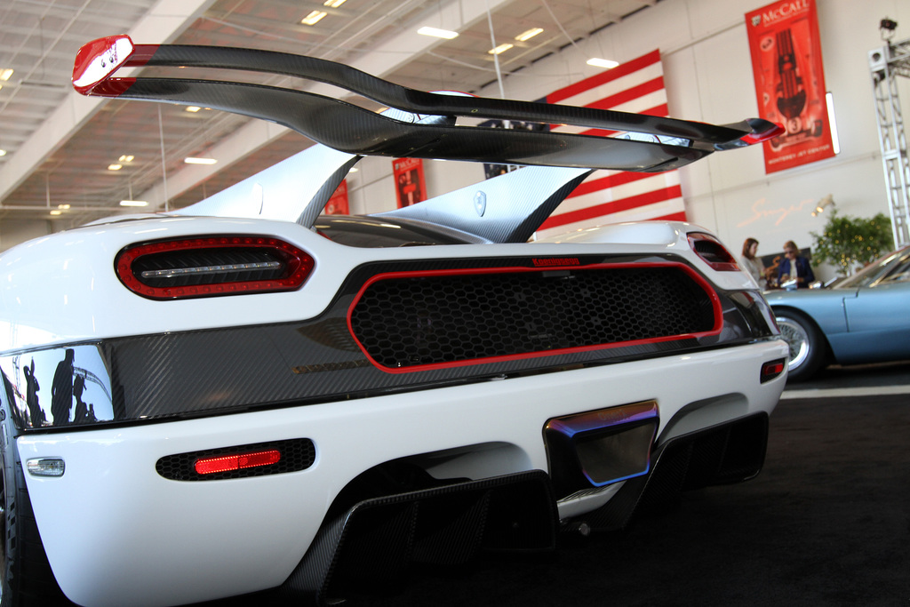 2014 Koenigsegg One:1 Gallery