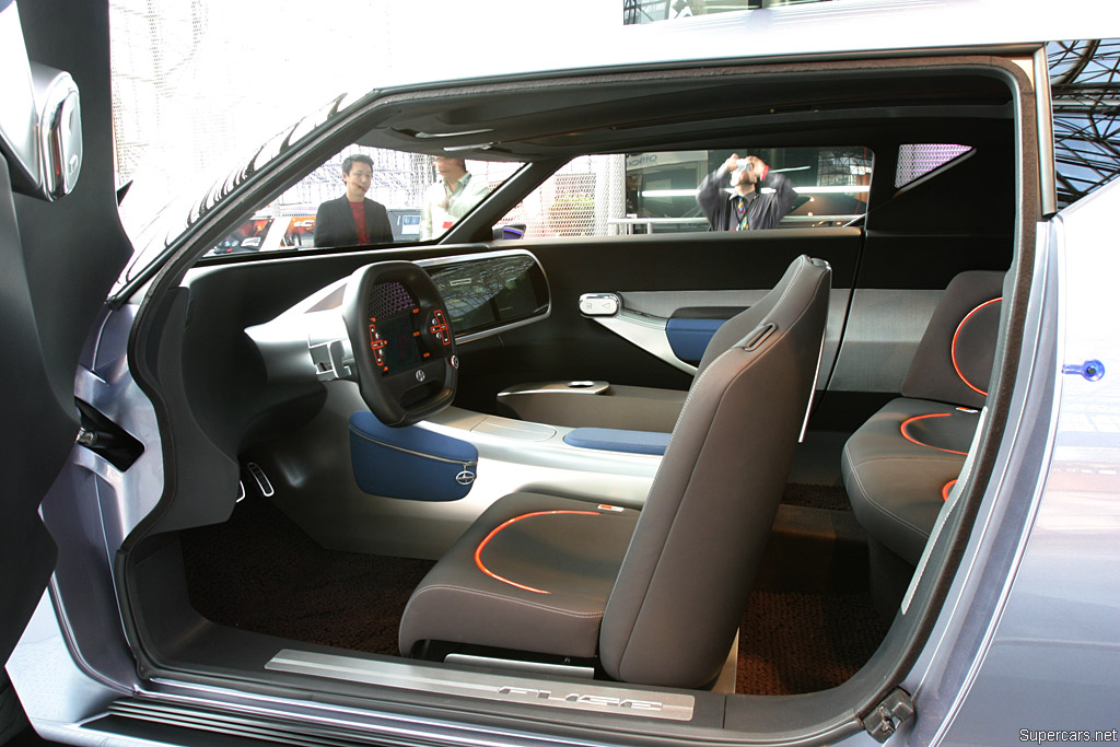 2006 New York Auto Show -8