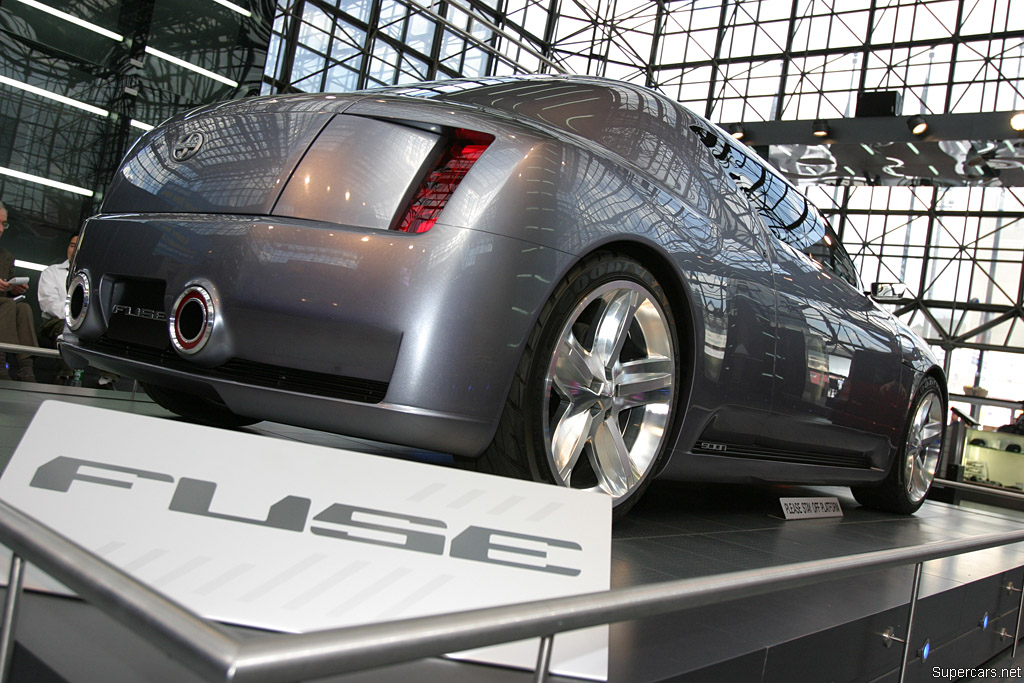 2006 New York Auto Show -8