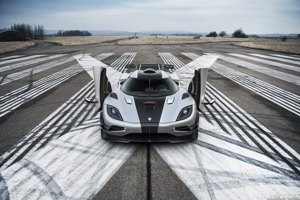 2014 Koenigsegg One:1 Gallery