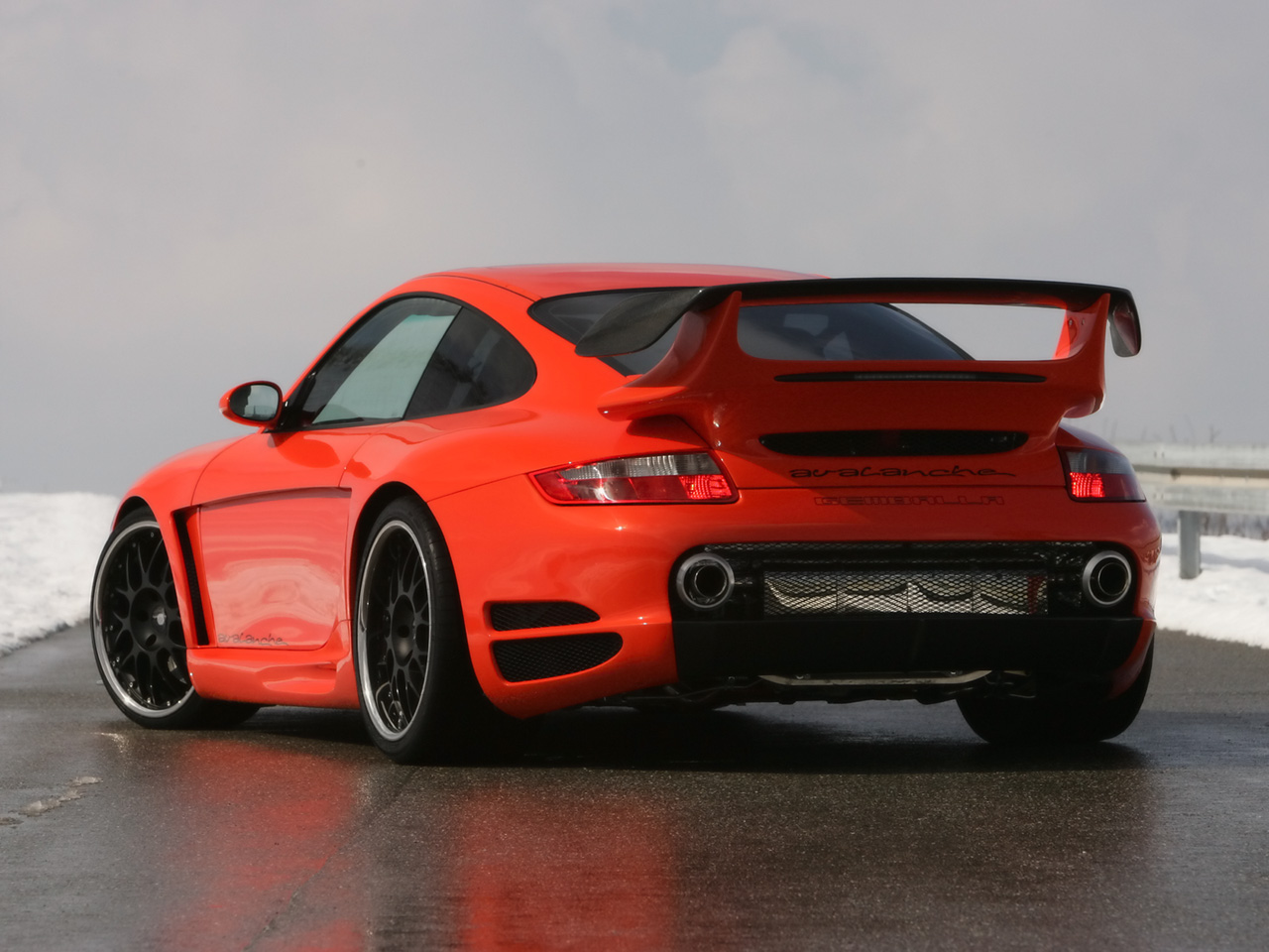 Porsche 911 Turbo Gemballa Avalanche