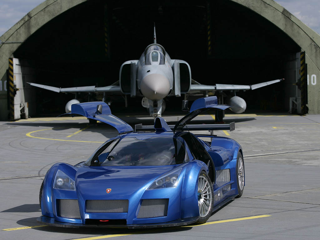 Gumpert Apollo Gallery