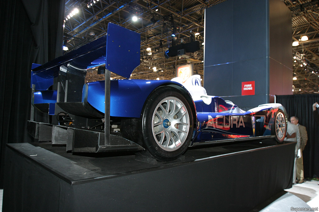 2006 New York Auto Show -6