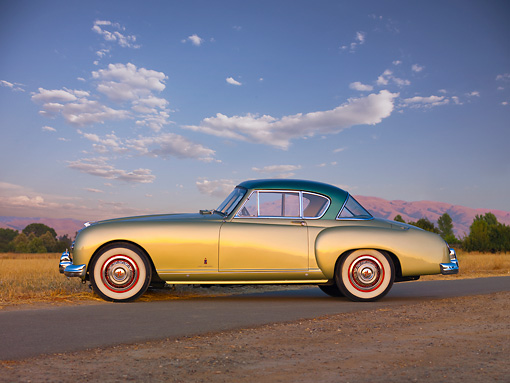 Nash-Healey Le Mans Coupe