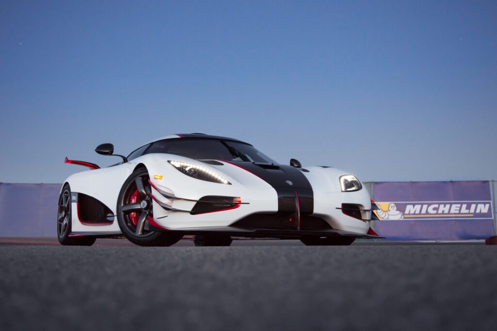 2014 Koenigsegg One:1 Gallery