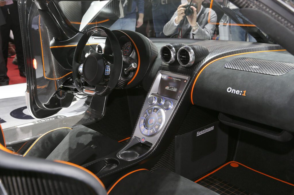 2014 Koenigsegg One:1 Gallery