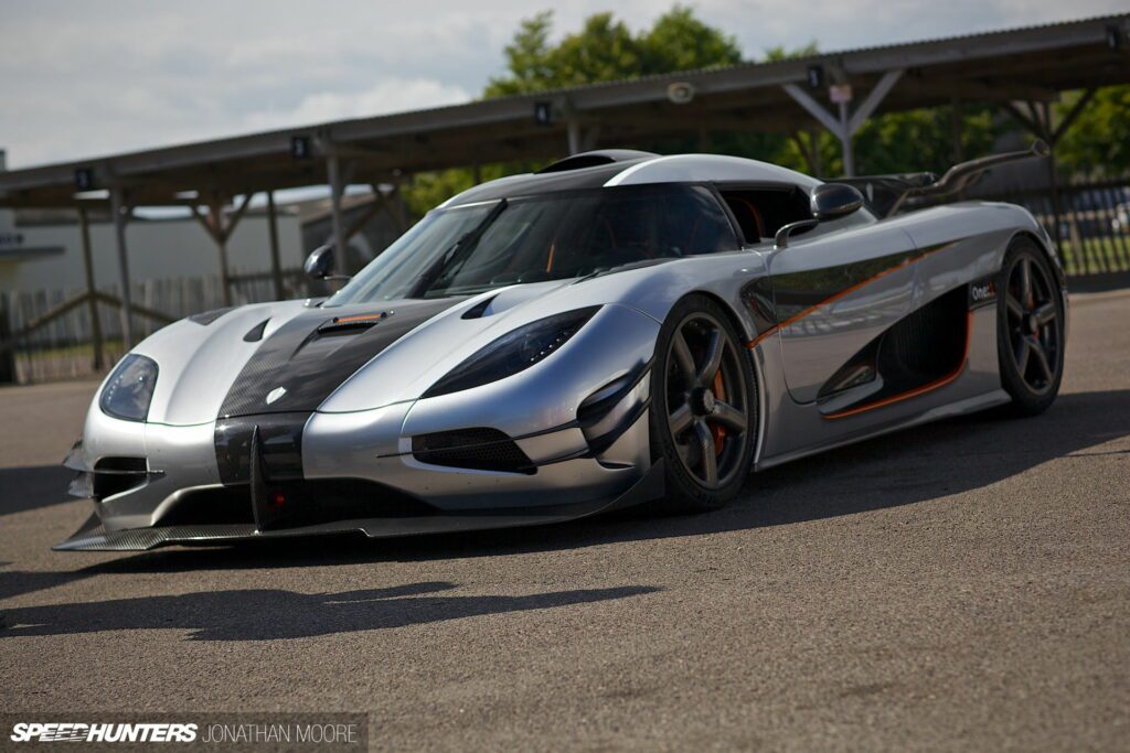 2014 Koenigsegg One:1 Gallery