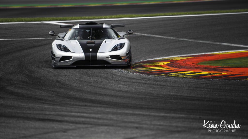 2014 Koenigsegg One:1 Gallery