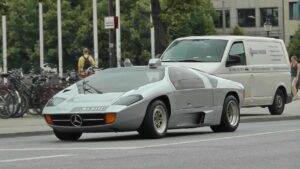 Isdera Imperator 108i