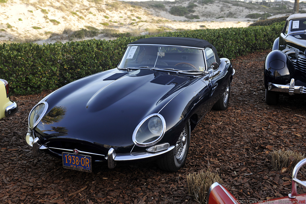 1965 Jaguar E-Type 4.2 Roadster Gallery