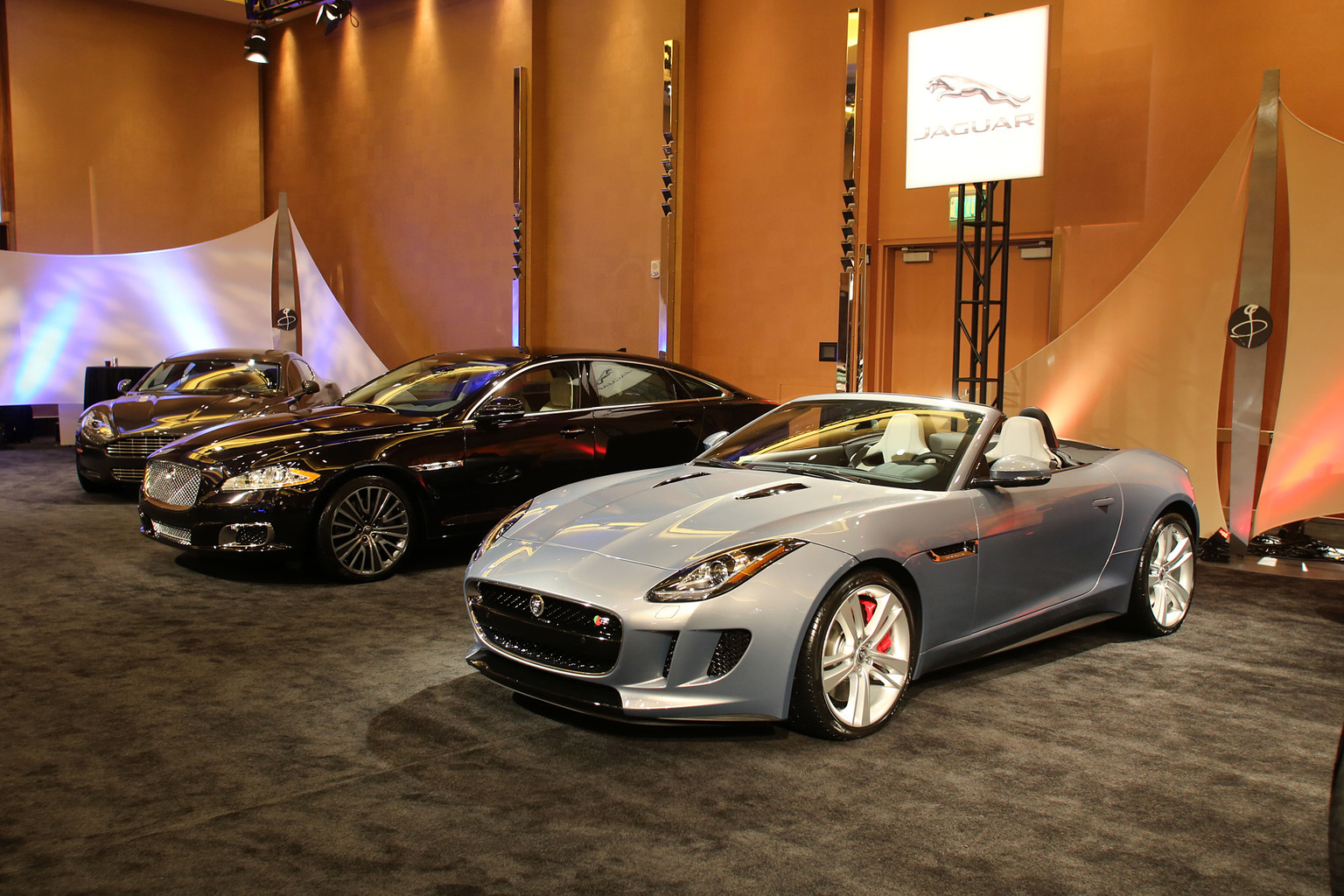 2013 Jaguar F-Type V8 S