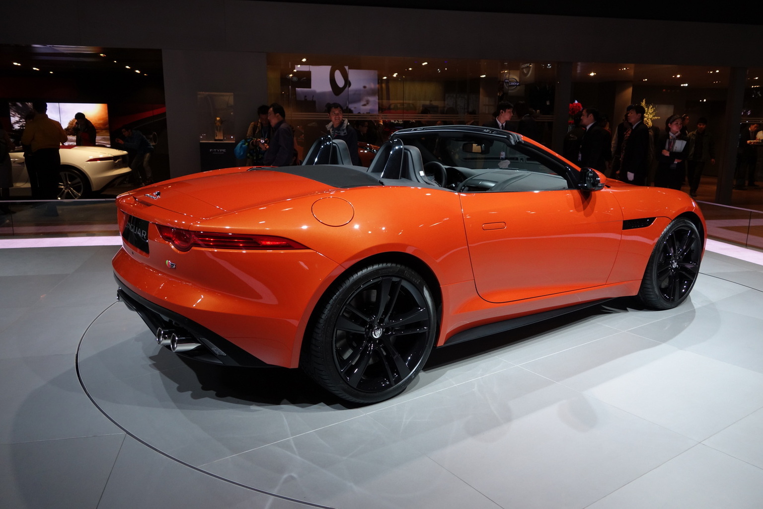 2013 Jaguar F-Type V8 S