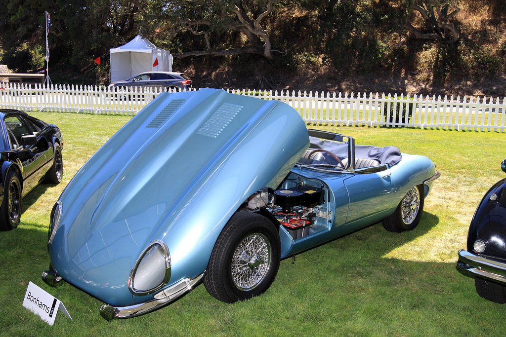 1965 Jaguar E-Type 4.2 Roadster Gallery