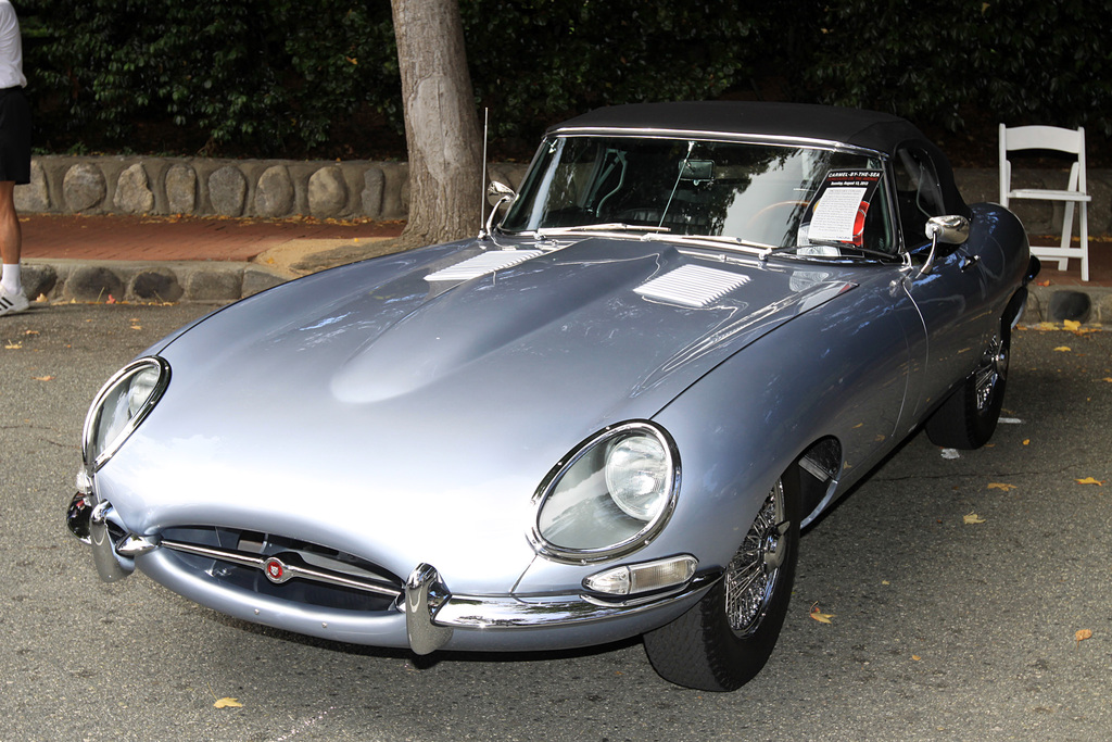 1965 Jaguar E-Type 4.2 Roadster Gallery