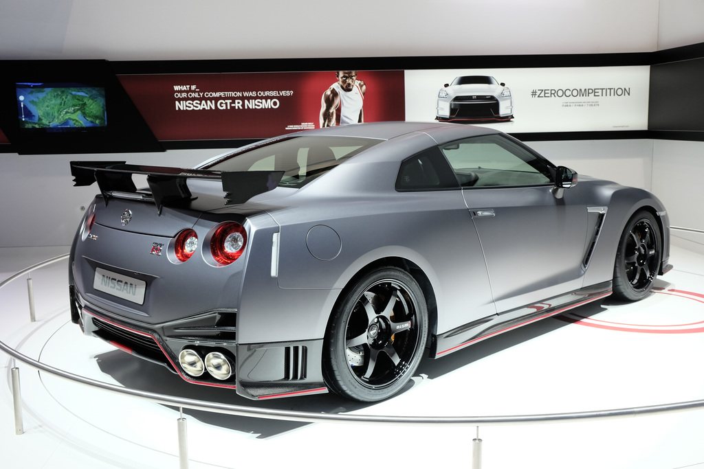 Nissan GT R, Ficha Técnica completa