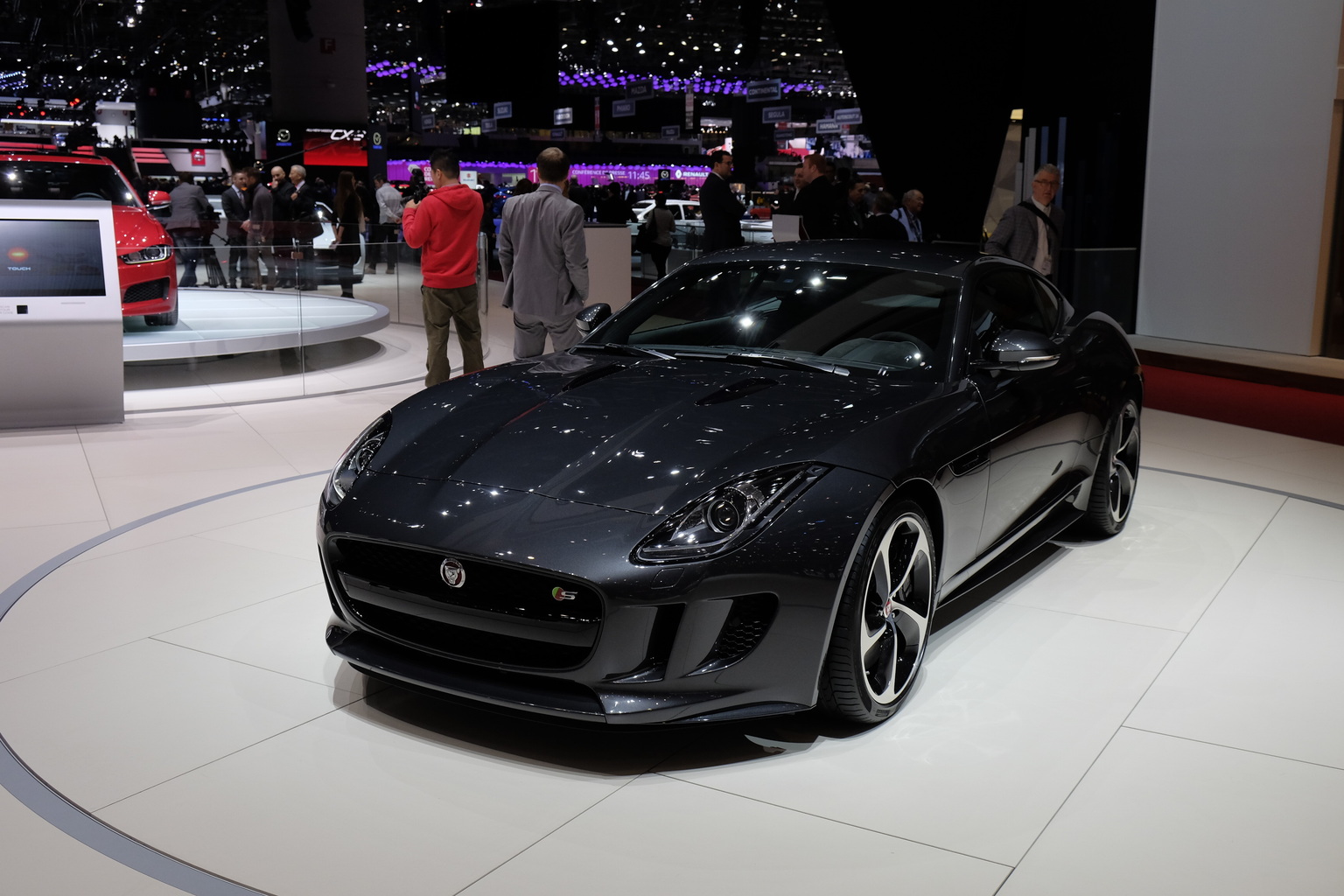 Jaguar F-Type R Coupé Gallery