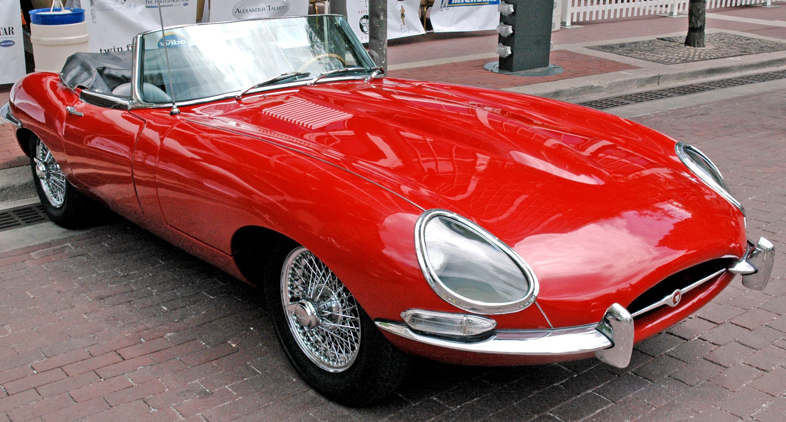 1969 Jaguar E-Type Series II Roadster