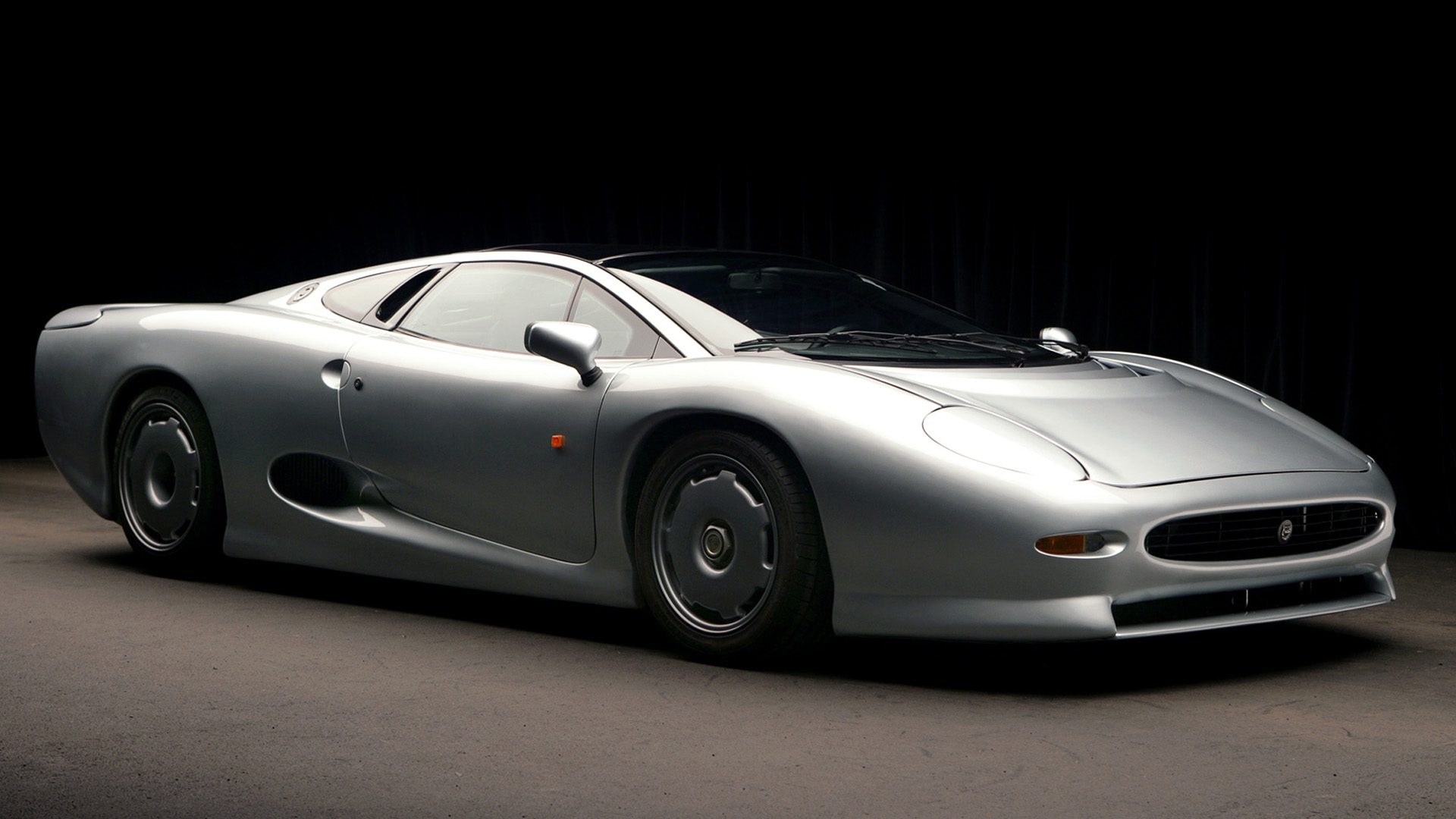 Jaguar XJ220 Gallery