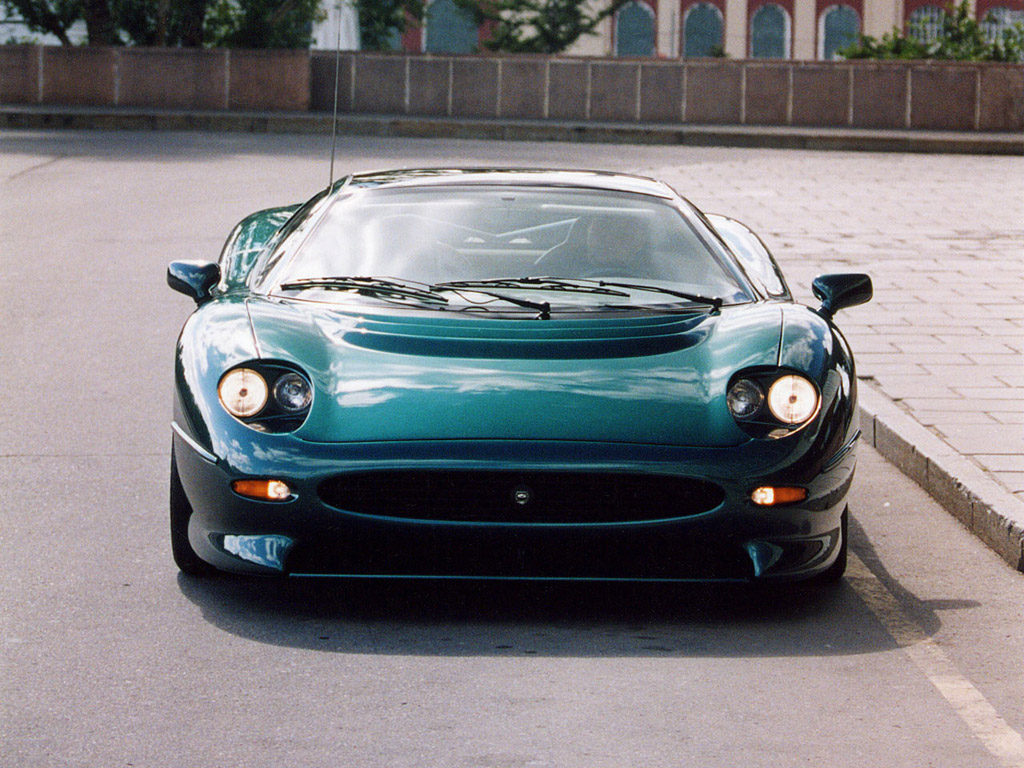 Jaguar XJ220 Gallery