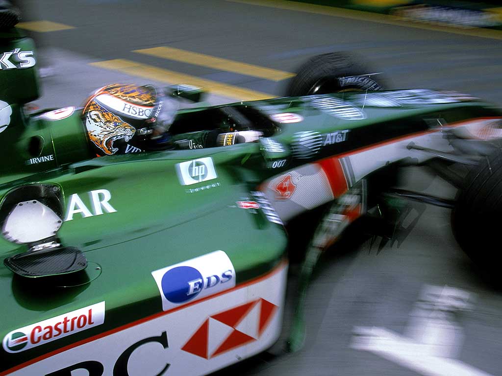 2002 Jaguar R3