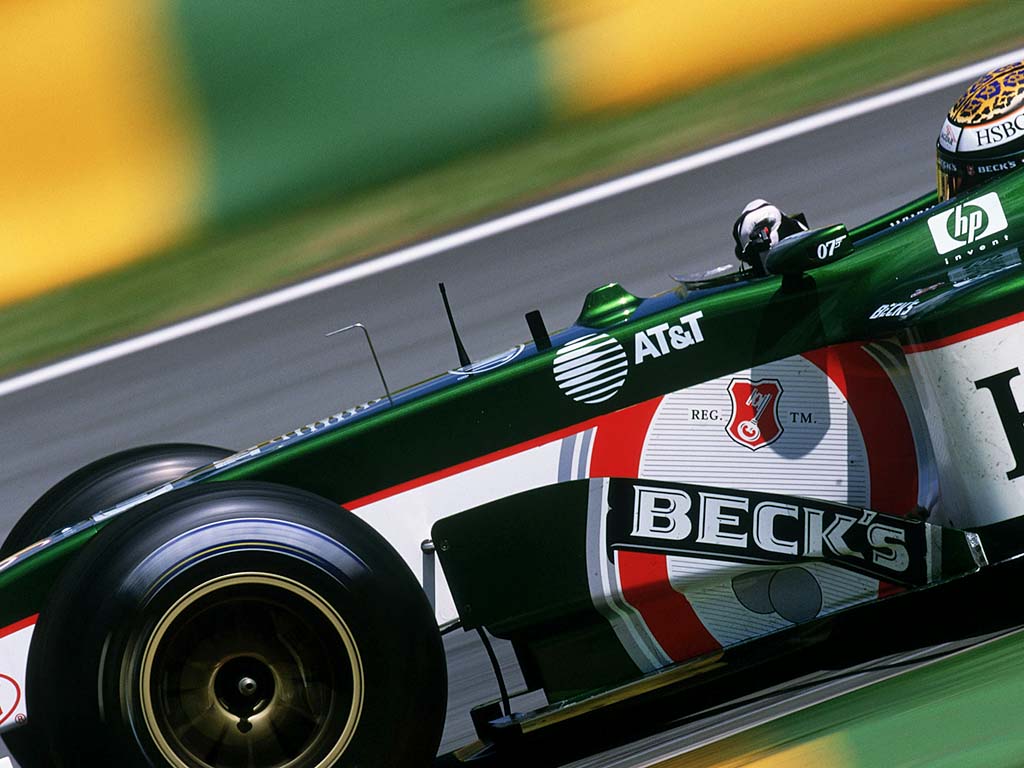 2002 Jaguar R3