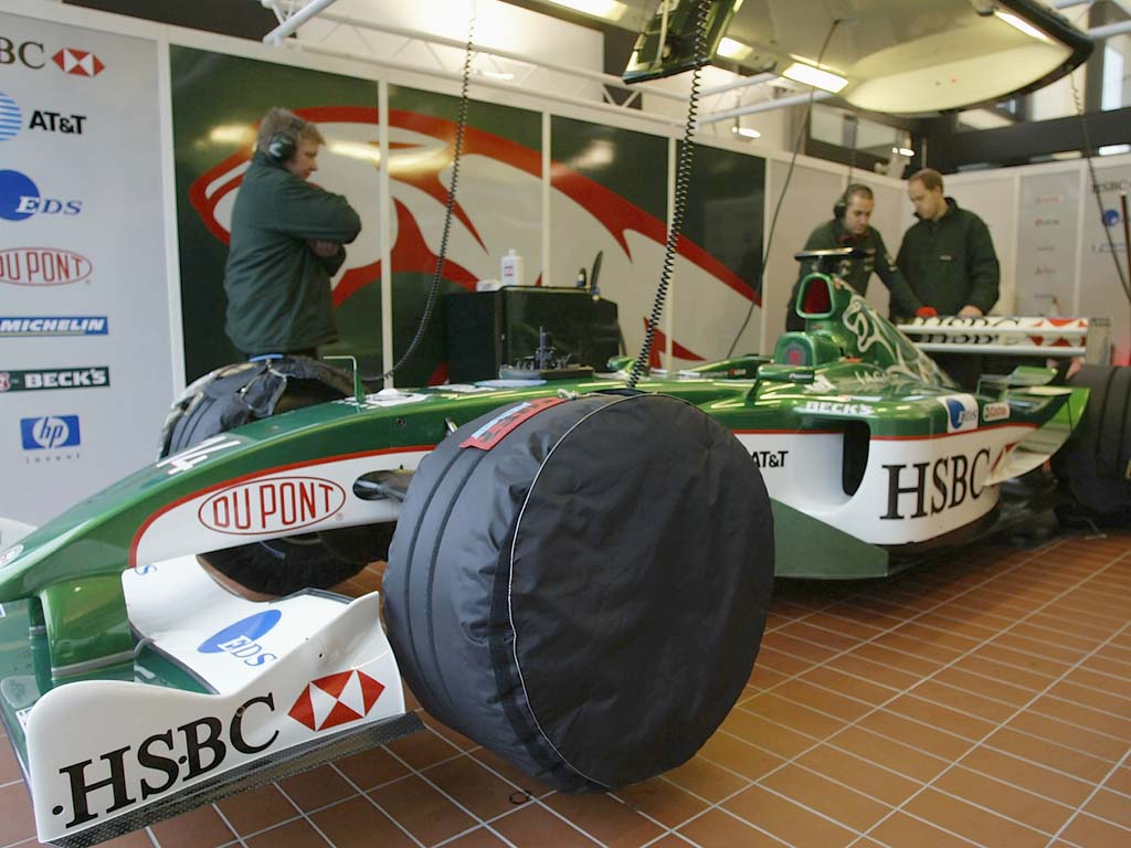 2003 Jaguar R4