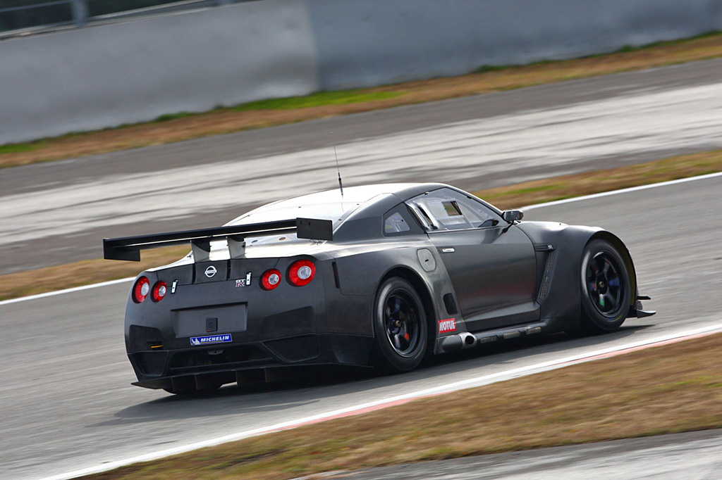 2009 Nissan GT-R FIA-GT1 Gallery