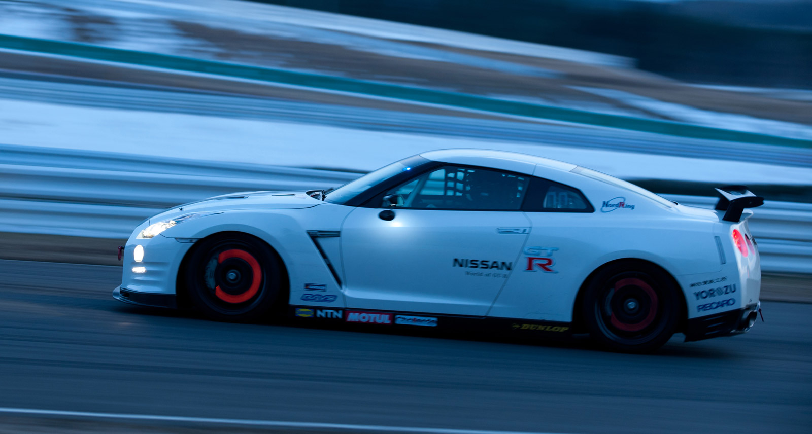 2011 Nissan GT-R Club Track Edition