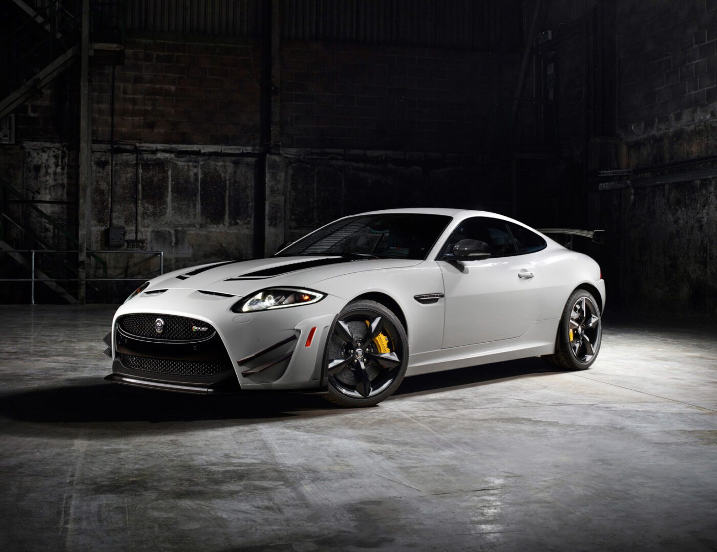 Jaguar XKR-S GT Gallery