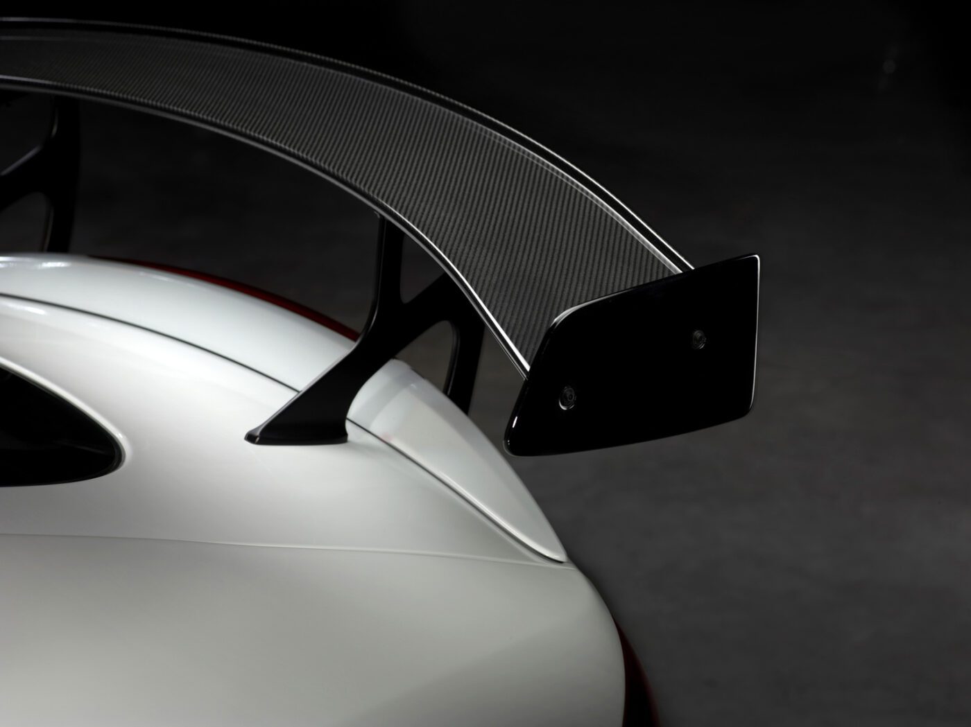 Jaguar XKR-S GT Gallery