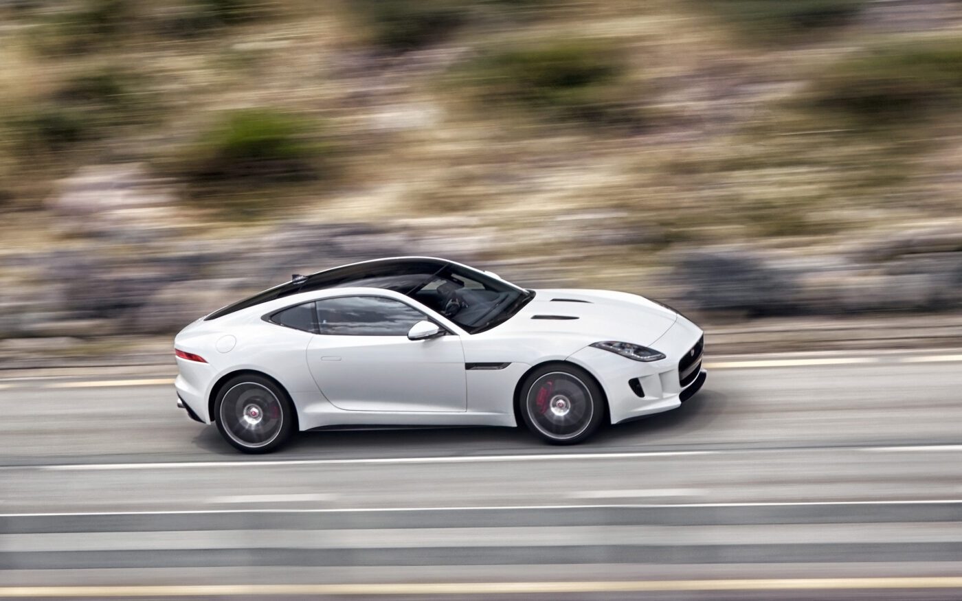 2014 Jaguar F-Type R Coupé